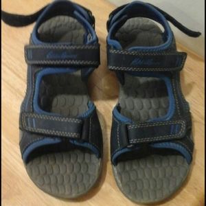 Boys  Eddie Bauer summer sandals